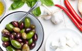 Depression Symptoms Declined with Mediterranean-style Diet 