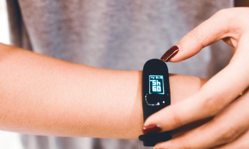 Fitbit Data Streams Enabled Accurate Prediction of Mood Shifts in Patients with Bipolar Disorder