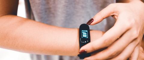 Fitbit Data Streams Enabled Accurate Prediction of Mood Shifts in Patients with Bipolar Disorder